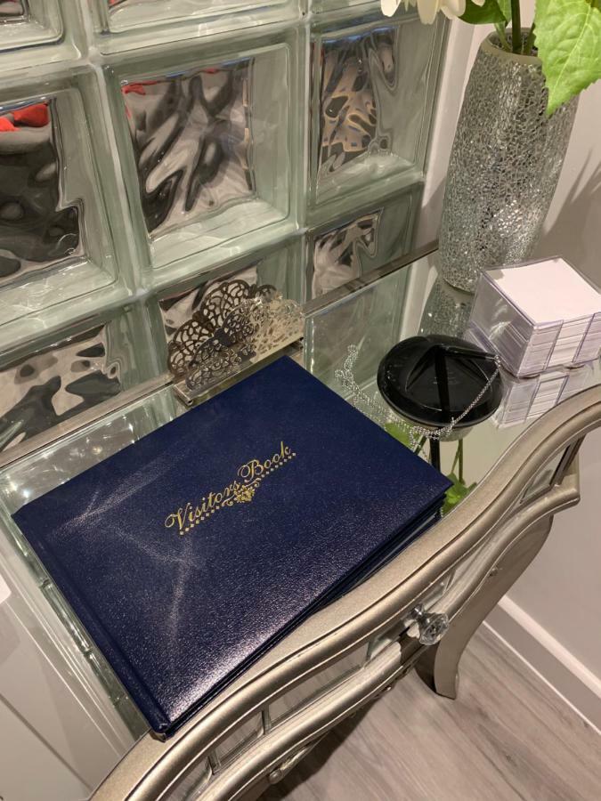 Luxury Panoramic Balcony Swindon Central Luaran gambar